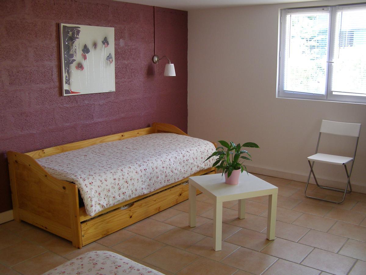 Le Bord De L'Eau Bed & Breakfast Sainte-Terre Exterior photo
